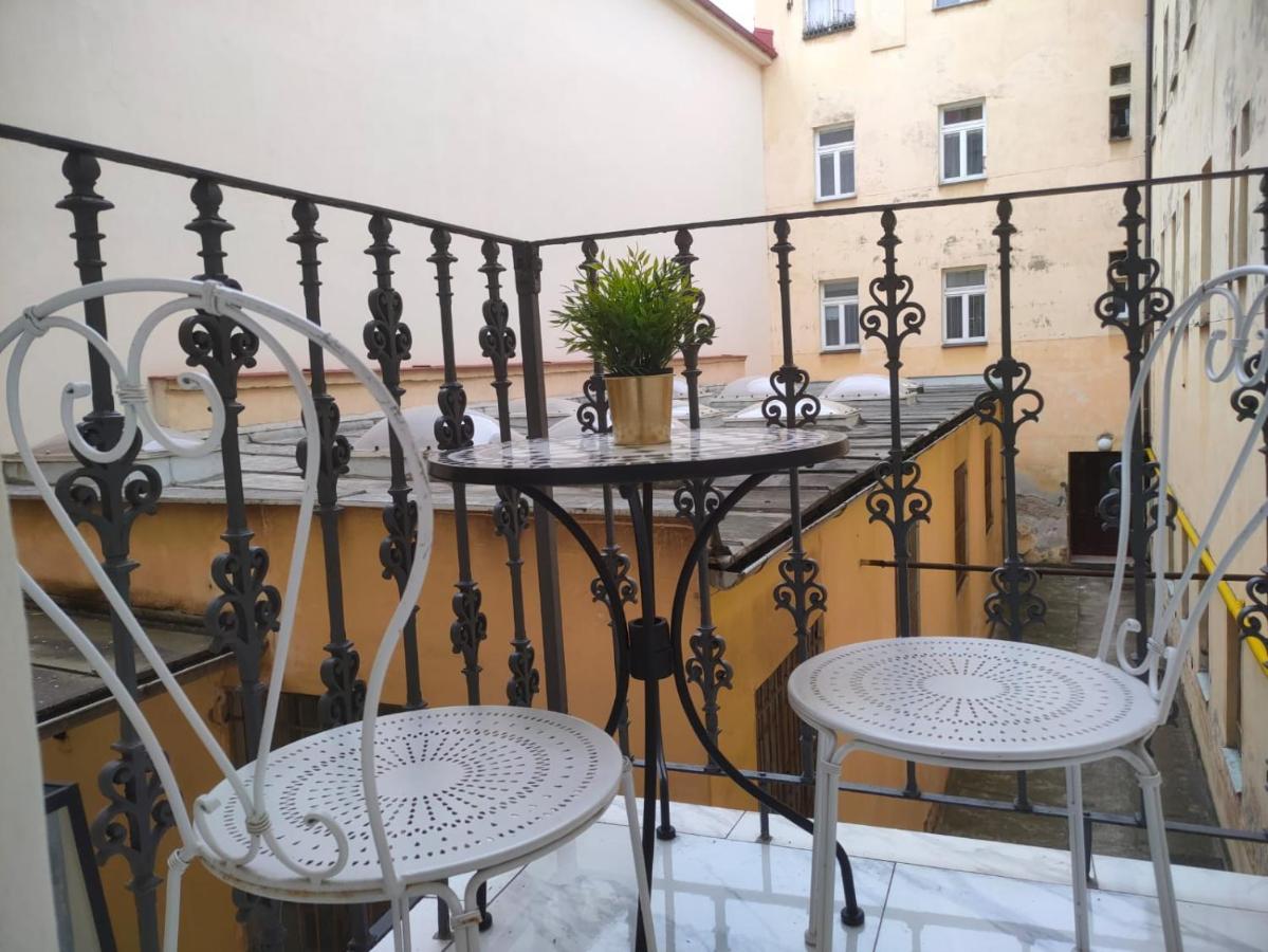 פראג Glamour Frida Apartment מראה חיצוני תמונה